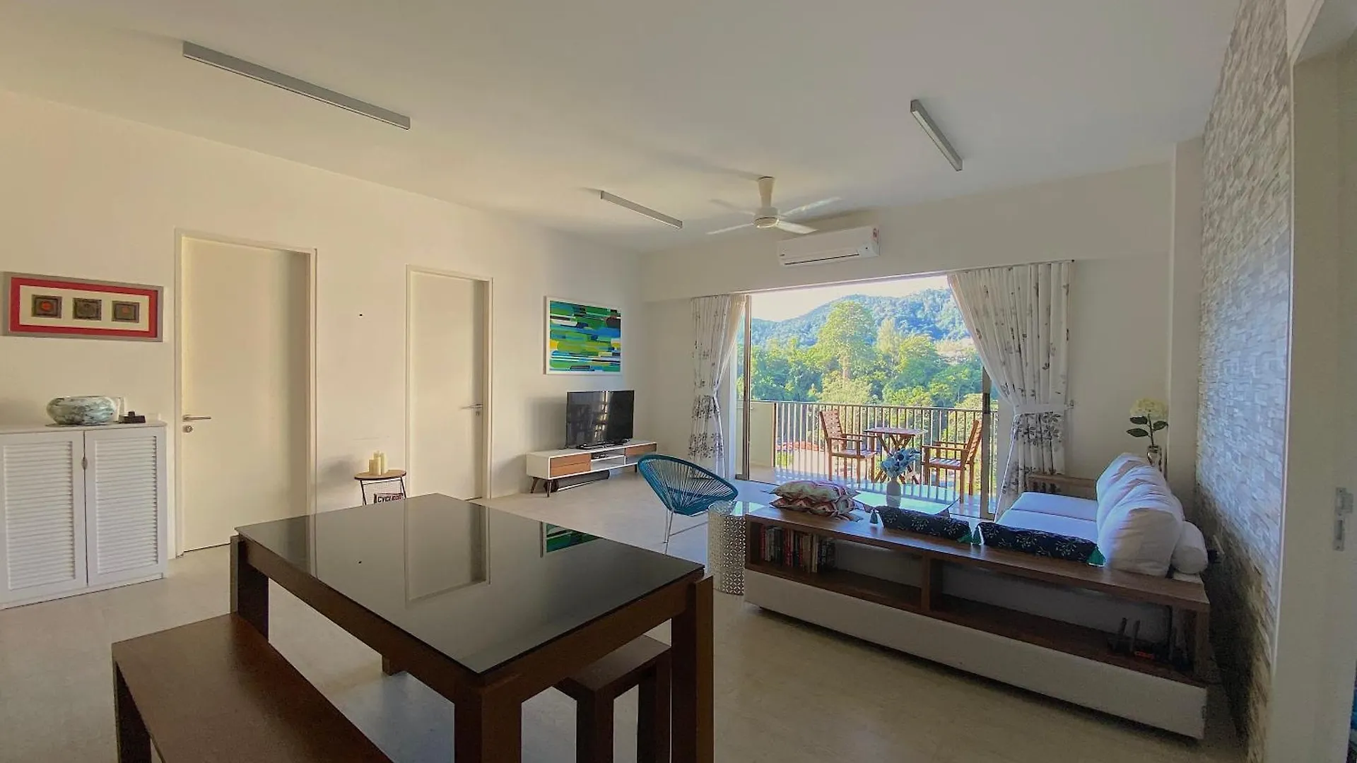 By The Sea Suite,Batu Ferringhi Apartment